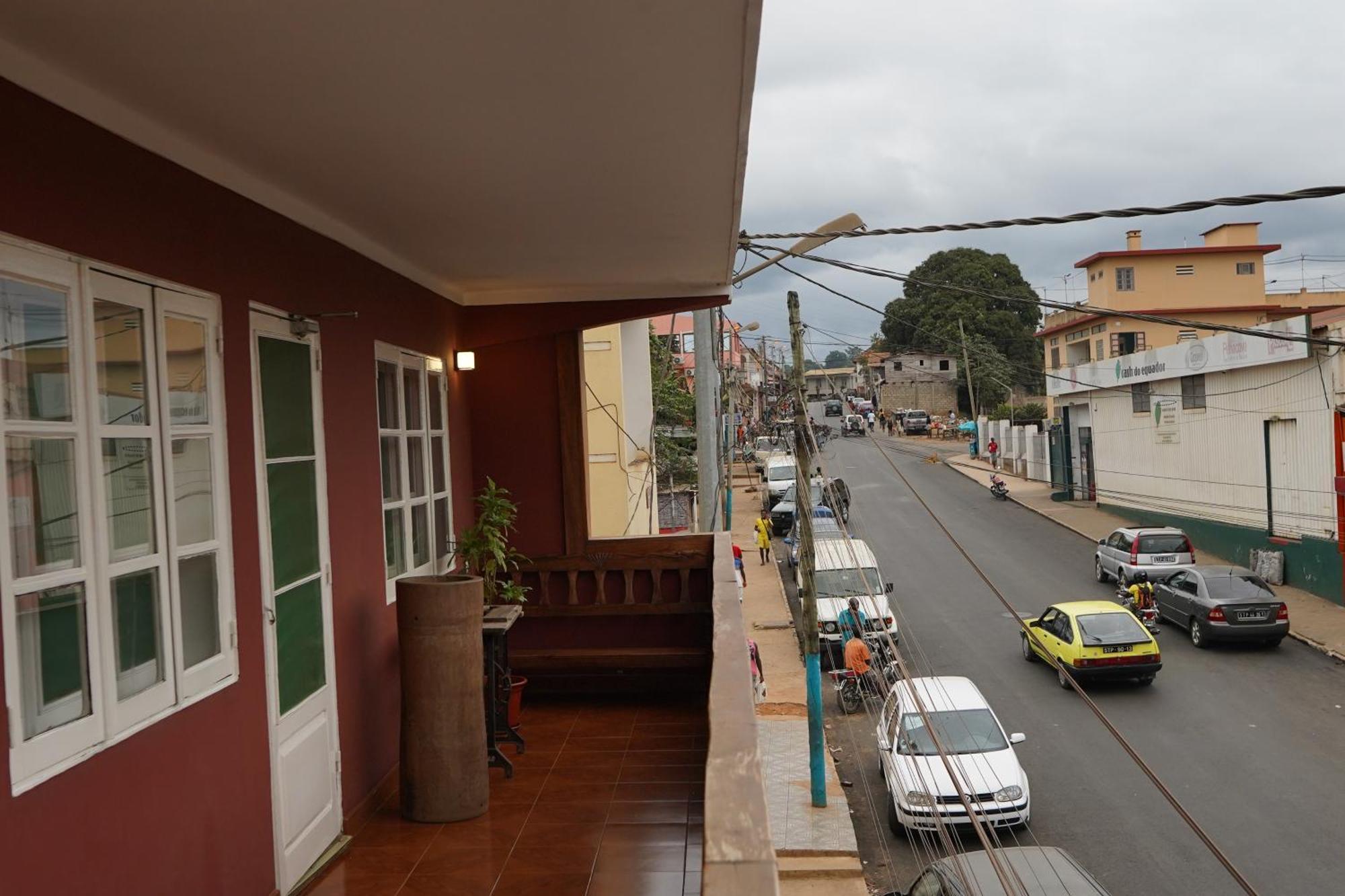 Residencial Avenida Geovanni Sao Tome Exteriör bild