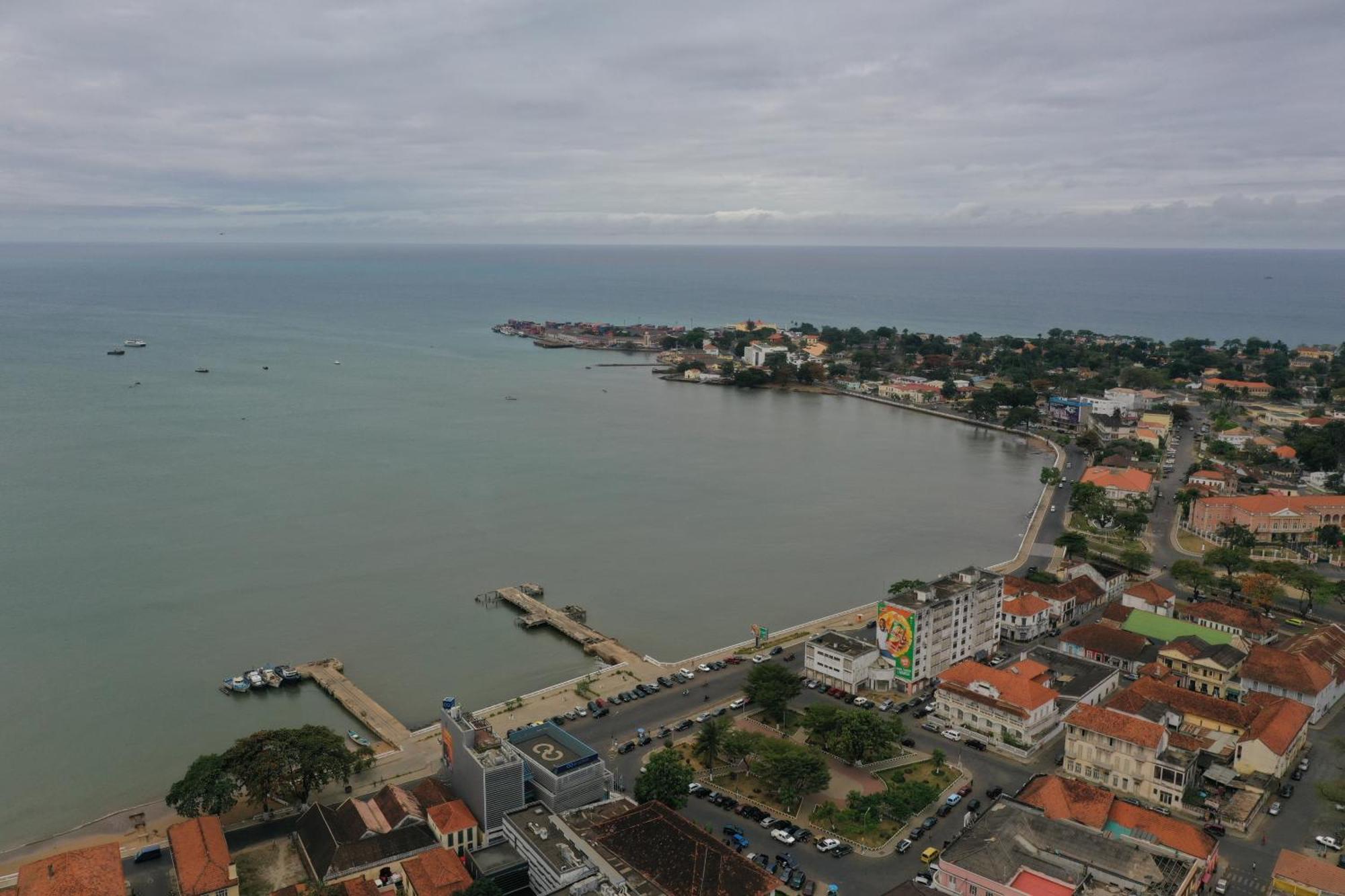 Residencial Avenida Geovanni Sao Tome Exteriör bild