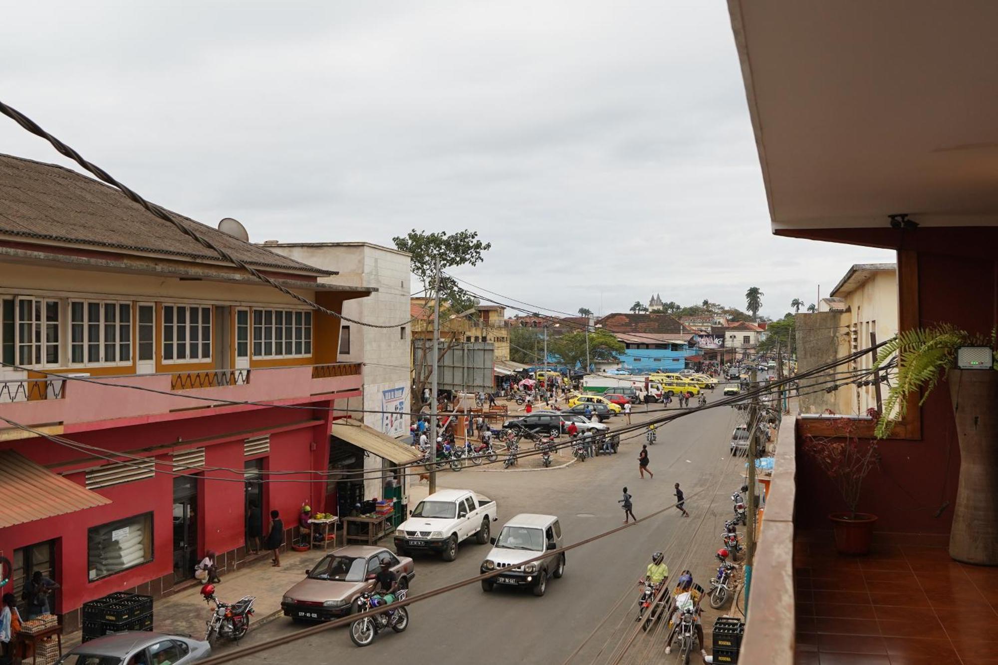 Residencial Avenida Geovanni Sao Tome Exteriör bild